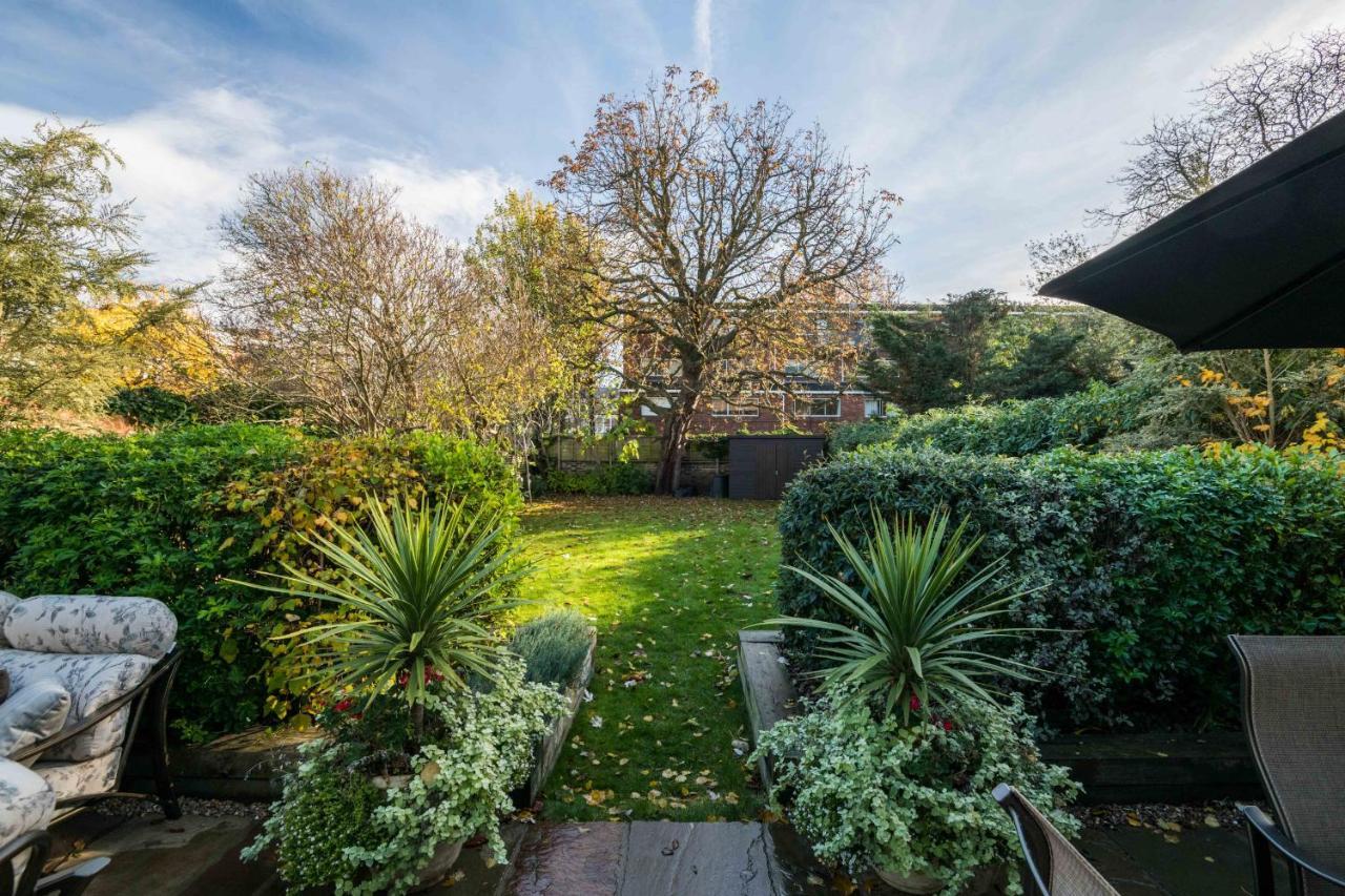 Breathtaking Putney Home With Gorgeous Garden Річмонд Екстер'єр фото