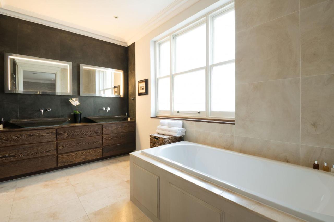 Breathtaking Putney Home With Gorgeous Garden Річмонд Екстер'єр фото